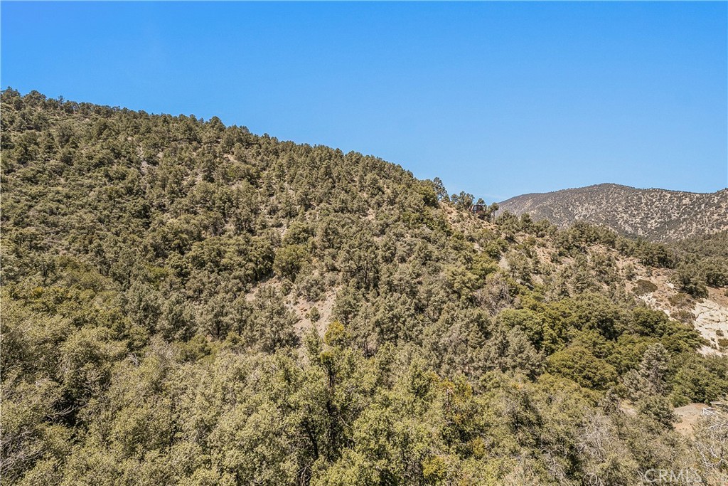 https://media.crmls.org/medias/6ba53a78-d058-454a-a08c-4fecf5dab1f5.jpg?preset=X-Large