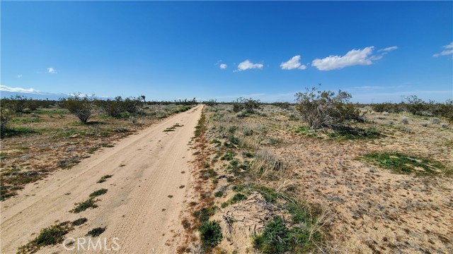 0 Holly Rd & Middleton Rd, Adelanto, California 92301, ,Land,For Sale,0 Holly Rd & Middleton Rd,CRSR24050129