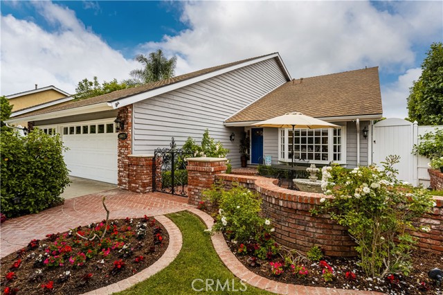 18672 Evergreen Avenue, Yorba Linda CA: https://media.crmls.org/medias/6ba76043-4e2d-4a15-921f-a766a133e65e.jpg