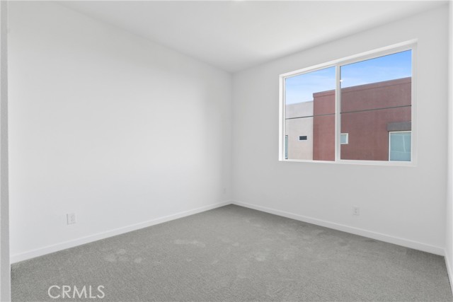 Detail Gallery Image 30 of 30 For 960 N Tangent Privado #305,  Ontario,  CA 91764 - 3 Beds | 2 Baths