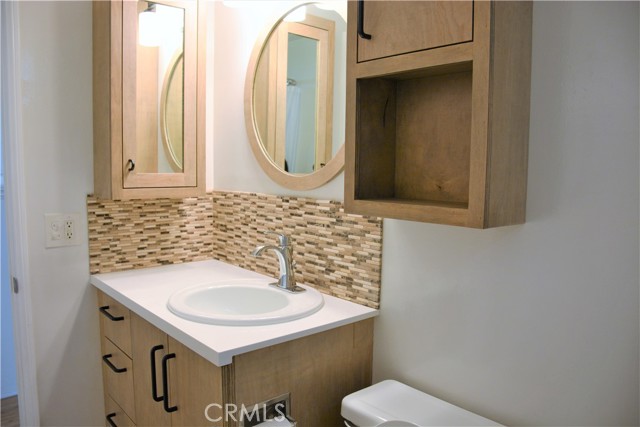 Detail Gallery Image 13 of 22 For 322 19th St #C,  Huntington Beach,  CA 92648 - 2 Beds | 1 Baths