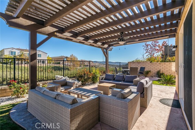 Detail Gallery Image 37 of 54 For 24824 Carbon, Valencia,  CA 91354 - 4 Beds | 3/1 Baths