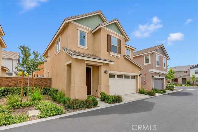 16718 Wyndham Lane, Fontana CA: https://media.crmls.org/medias/6baa51aa-c10a-44a7-bc90-8d342f94138c.jpg