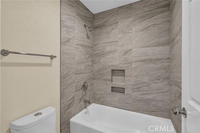 Detail Gallery Image 33 of 50 For 10881 Orchard View Ln, Riverside,  CA 92503 - 4 Beds | 2/1 Baths