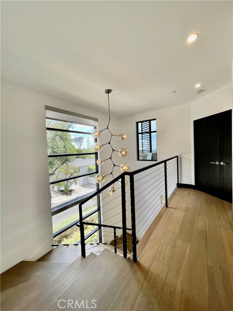 Detail Gallery Image 20 of 42 For 1319 Sunset Plaza Dr, Los Angeles,  CA 90069 - 4 Beds | 4/1 Baths