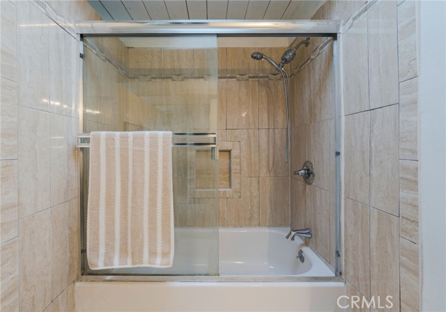 Detail Gallery Image 24 of 37 For 2127 W Sunrise Ave, Anaheim,  CA 92801 - 3 Beds | 1/1 Baths