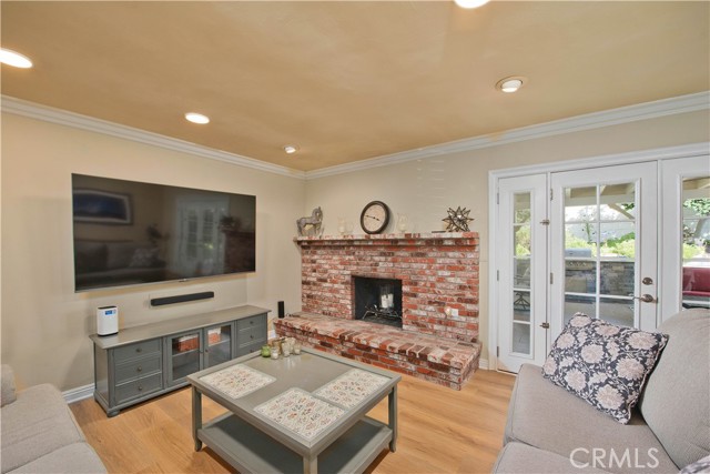 1546 Deodora Street photo 5