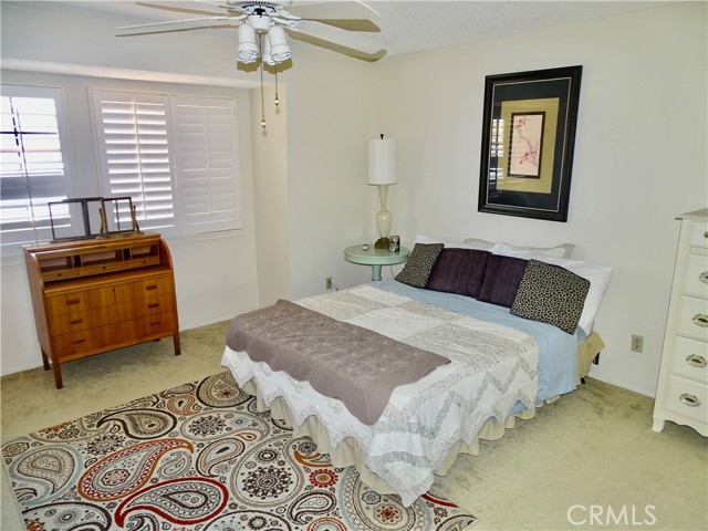 Detail Gallery Image 15 of 35 For 19637 Crystal Ridge Ln, Porter Ranch,  CA 91326 - 3 Beds | 2/1 Baths