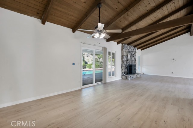 Detail Gallery Image 12 of 53 For 3953 Bon Homme Rd, Calabasas,  CA 91302 - 4 Beds | 3 Baths