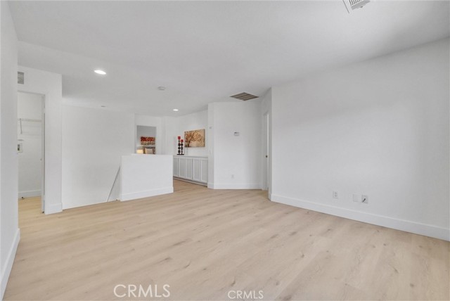13812 Hollywood Avenue, Eastvale CA: https://media.crmls.org/medias/6bae00a5-aab3-4702-a277-b82cc9da4299.jpg