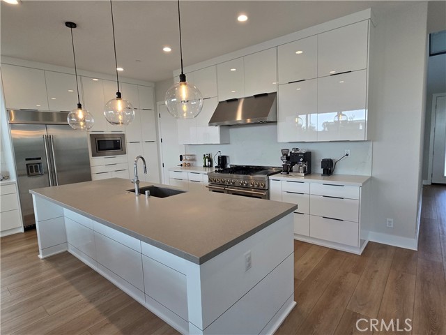 171 Bear Leaf Drive, Lake Forest CA: https://media.crmls.org/medias/6bae17dc-a5e2-4fba-ad8e-5cefe8246399.jpg