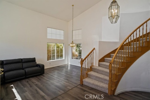 Detail Gallery Image 3 of 23 For 447 W Avenue J12, Lancaster,  CA 93534 - 4 Beds | 3 Baths