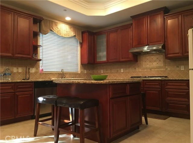 Detail Gallery Image 3 of 7 For 150 Alice St a,  Arcadia,  CA 91006 - 3 Beds | 4 Baths