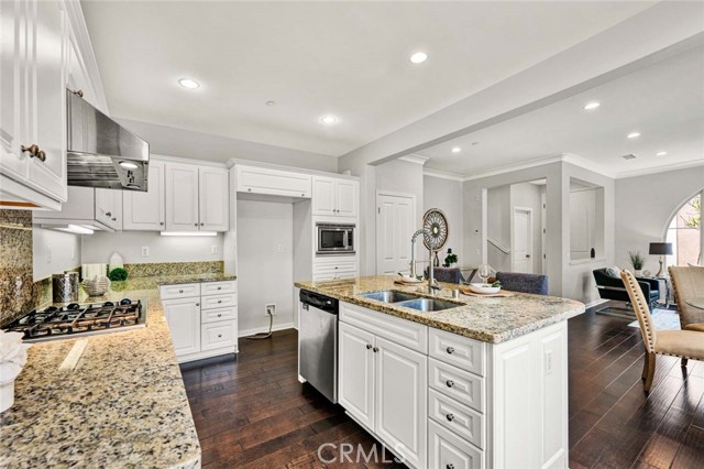 Detail Gallery Image 8 of 30 For 54 Talisman, Irvine,  CA 92620 - 3 Beds | 3/1 Baths