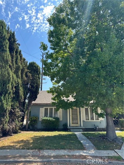Detail Gallery Image 2 of 6 For 1413 Ozmun Ct, South Pasadena,  CA 91030 - 2 Beds | 1 Baths
