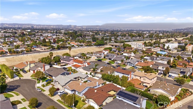 Detail Gallery Image 31 of 33 For 5104 Lindblade, Culver City,  CA 90230 - 3 Beds | 2 Baths