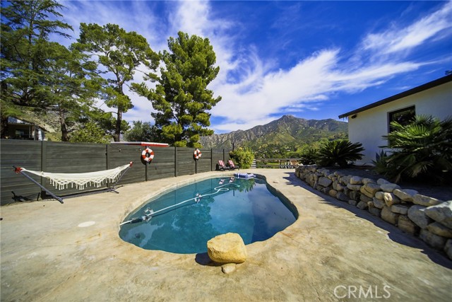 Detail Gallery Image 29 of 40 For 7867 Rim Canyon Rd, Sunland,  CA 91040 - 3 Beds | 3 Baths