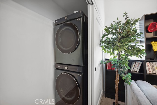 Detail Gallery Image 6 of 34 For 1916 E Lainie St, West Covina,  CA 91792 - 6 Beds | 2 Baths