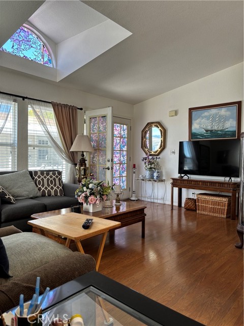 Detail Gallery Image 3 of 12 For 23701 S Western 78a,  Torrance,  CA 90501 - 3 Beds | 2 Baths