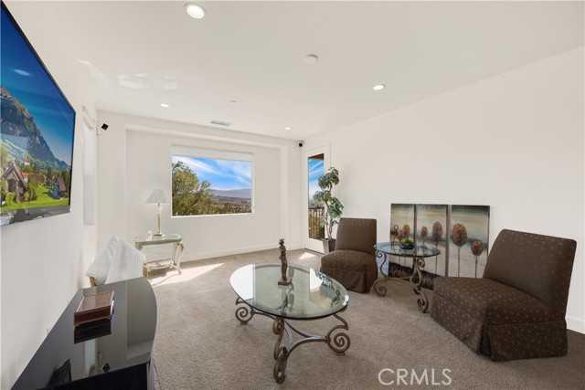 520 N Bardsdale Place, Brea CA: https://media.crmls.org/medias/6bb1e83a-9fc9-495e-b7a9-938549892a86.jpg