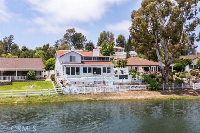 42768 Santa Suzanne Place, Temecula CA: https://media.crmls.org/medias/6bb279b8-6b31-4b1b-989b-2e4bbff934f3.jpg