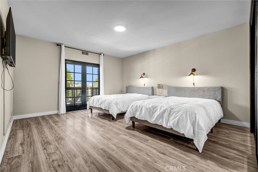 MLS #OC26163465 image #23