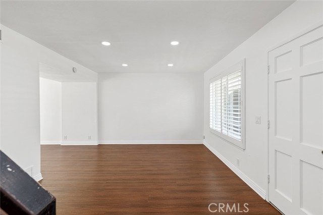 Detail Gallery Image 14 of 56 For 11879 Sungrove Cir, Garden Grove,  CA 92840 - 3 Beds | 2/1 Baths