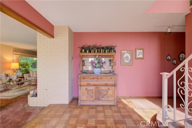 2341 Village Circle Drive, Atwater CA: https://media.crmls.org/medias/6bb3643c-cfe3-48e9-86b8-6349505a465f.jpg
