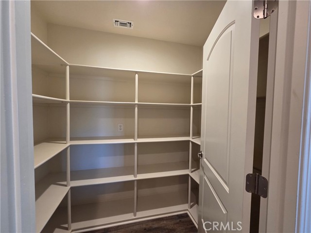 Detail Gallery Image 10 of 20 For 1140 Monterey, Barstow,  CA 92311 - 4 Beds | 2 Baths