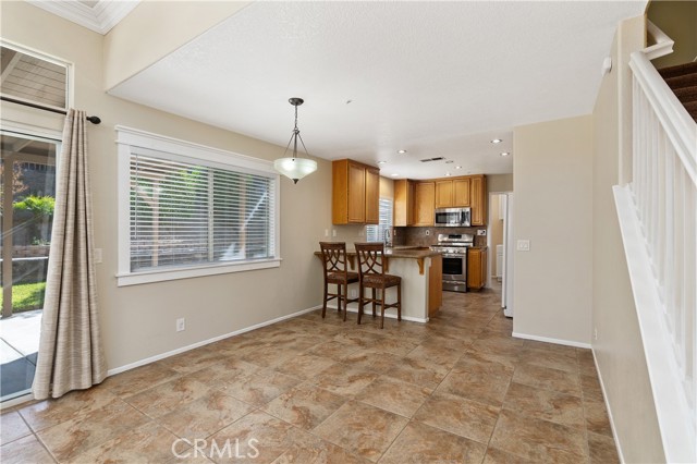 Detail Gallery Image 15 of 31 For 1573 Macintosh Dr, Riverside,  CA 92507 - 3 Beds | 2/1 Baths