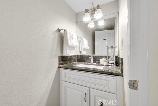 Detail Gallery Image 21 of 54 For 871 W Country View #45,  La Habra,  CA 90631 - 3 Beds | 2/1 Baths