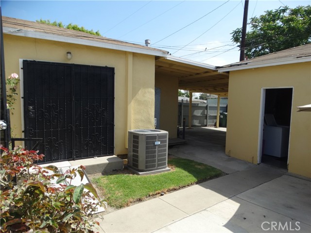 Detail Gallery Image 17 of 26 For 14708 S Frailey Ave, Compton,  CA 90221 - 4 Beds | 2 Baths