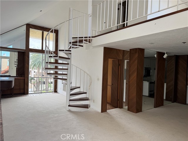 Image 6 of 22 For 535 Esplanade