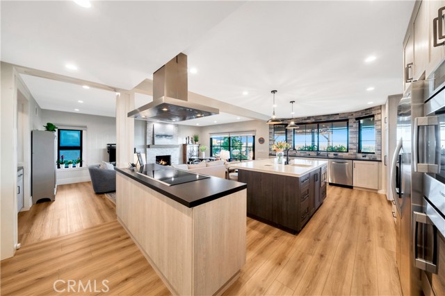 3636 E Longridge Drive, Orange CA: https://media.crmls.org/medias/6bb6118e-7d26-417a-b7c3-9e205ef7cd4c.jpg