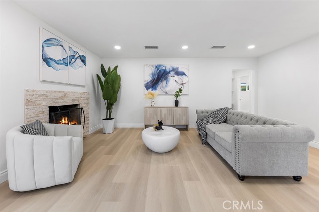 Detail Gallery Image 6 of 24 For 1326 Mayland Ave, La Puente,  CA 91746 - 4 Beds | 2 Baths