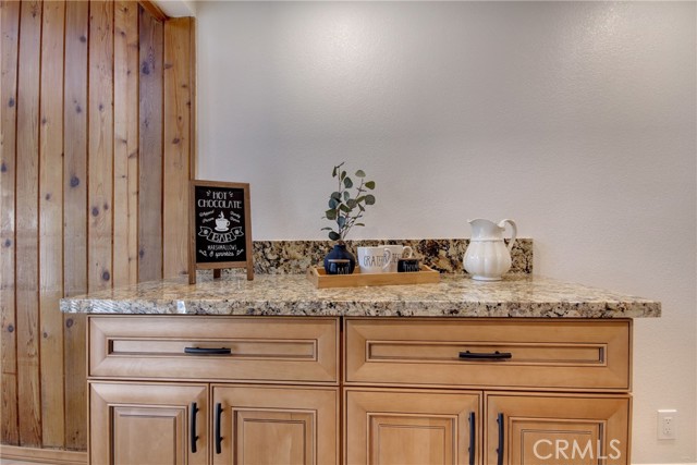 Detail Gallery Image 12 of 32 For 430 E Country Club Bld, –,  CA 92314 - 2 Beds | 2 Baths