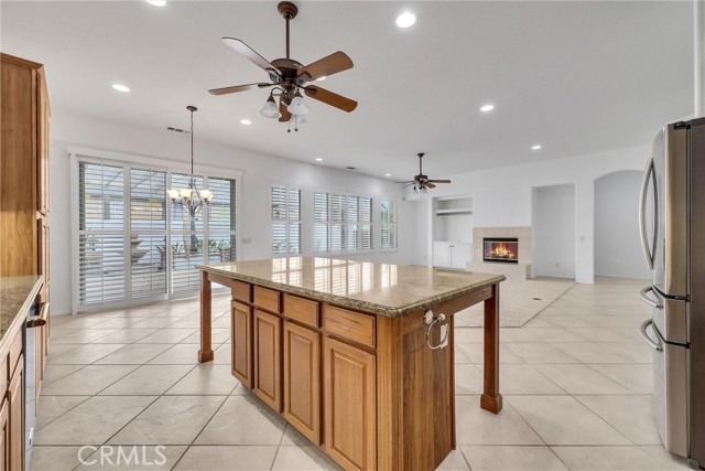 39624 Tamarisk, Murrieta CA: https://media.crmls.org/medias/6bb6b756-75f4-4d1f-9b65-232ff99add56.jpg