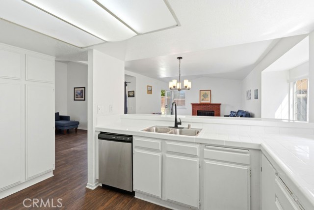 Detail Gallery Image 16 of 41 For 344 Mildred, Perris,  CA 92571 - 3 Beds | 2/1 Baths