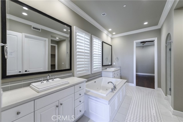 62 Heirloom, Irvine CA: https://media.crmls.org/medias/6bb7cd3c-3081-4ce1-9f73-238675918719.jpg