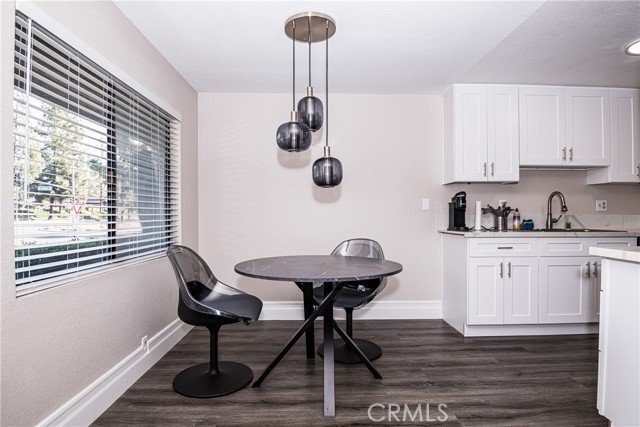 Detail Gallery Image 2 of 14 For 1000 Central Ave #19,  Riverside,  CA 92507 - 2 Beds | 2 Baths