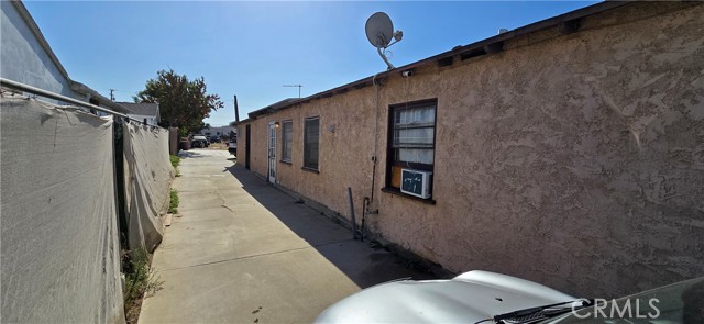 Detail Gallery Image 3 of 3 For 10920 Laurel Ave, Whittier,  CA 90605 - 4 Beds | 1 Baths