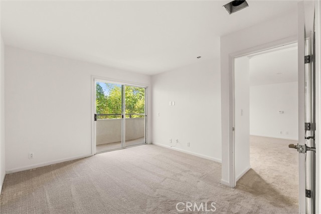 Detail Gallery Image 8 of 15 For 4702 Fulton Ave #202,  Sherman Oaks,  CA 91423 - 2 Beds | 2 Baths