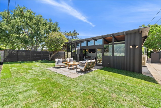 13007 Dewey Street, Los Angeles CA: https://media.crmls.org/medias/6bb8a4b0-059d-432f-a853-bbd9ed3b6b9e.jpg