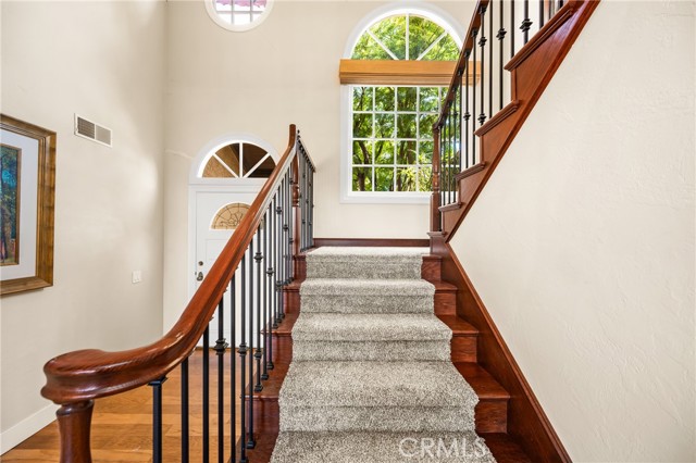 26811 Via Matador, Mission Viejo CA: https://media.crmls.org/medias/6bb8fe84-8211-4727-9b6e-7668bfd86f92.jpg