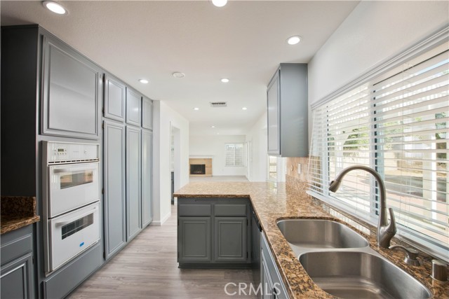 20227 Elkwood Street, Winnetka CA: https://media.crmls.org/medias/6bb91772-d351-43bb-b862-a506073c55fc.jpg