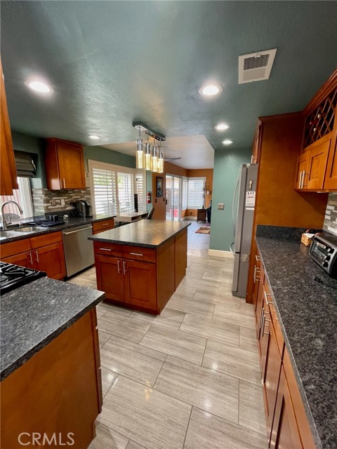 Detail Gallery Image 32 of 36 For 27503 Dandelion Ct, Temecula,  CA 92591 - 3 Beds | 2/1 Baths