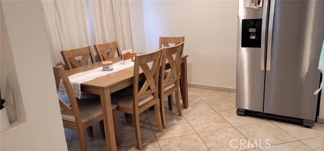 Detail Gallery Image 12 of 13 For 2935 N H St, San Bernardino,  CA 92405 - 4 Beds | 2 Baths