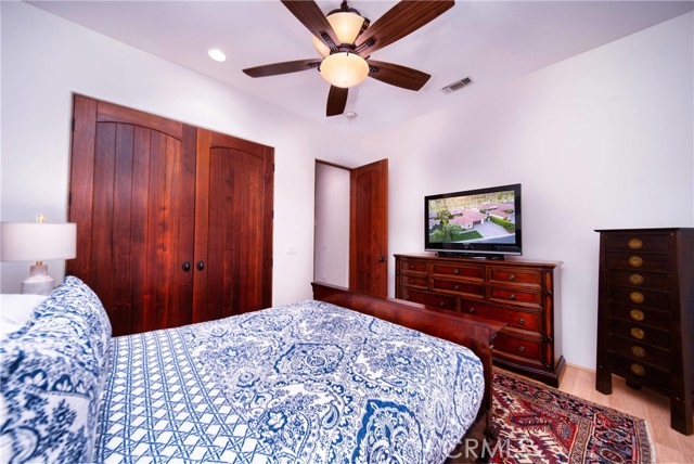 Detail Gallery Image 22 of 64 For 56705 Village Dr, La Quinta,  CA 92253 - 3 Beds | 3 Baths