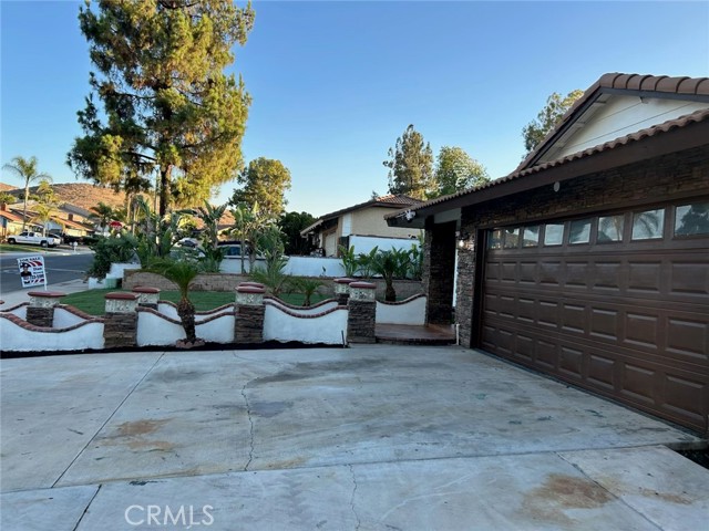 8138 Camelot Road, Riverside CA: https://media.crmls.org/medias/6bbd399b-4c8d-4b75-9276-92573413bf8e.jpg