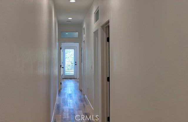 Detail Gallery Image 14 of 23 For 4539 1/2 St Elmo Dr, Los Angeles,  CA 90019 - 4 Beds | 3 Baths